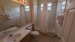 Spacious rental Highlands Reserve Villa in Orlando complete with stunning Family bathroom #2 with bath & shower over, single vanity & WC