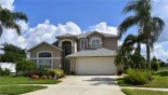 Spacious rental Rolling Hills Estates Villa in Orlando complete with stunning View of villa from street